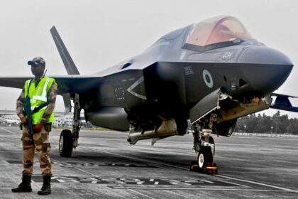 केरल में 10 दिन से फंसा F-35 लड़ाकू विमान, बढ़ी सुरक्षा चिंता