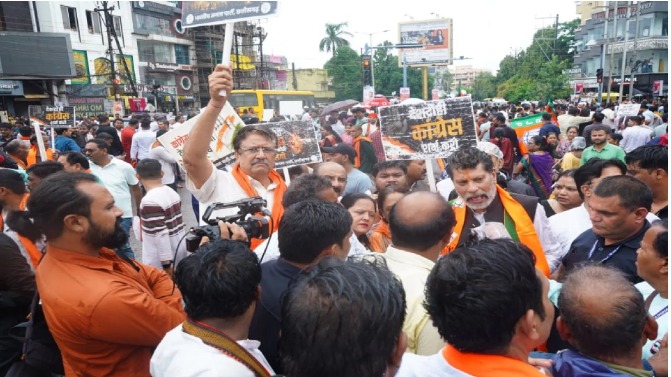 Raipur BJP Congress Clash