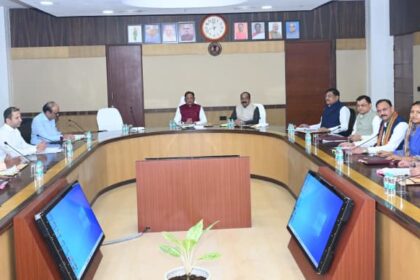 उर्वरक प्रबंधन समिति