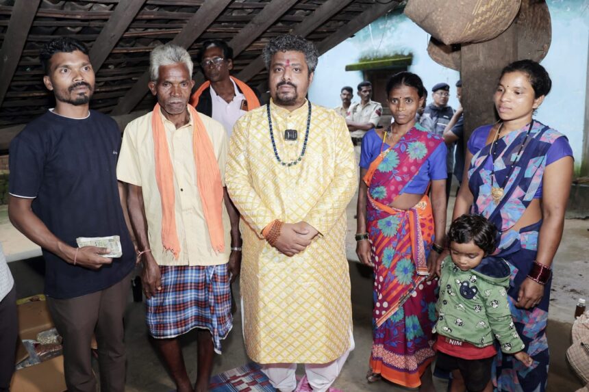 नक्सल पीड़ित परिवार