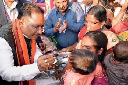 बालिका शौचालय निर्माण