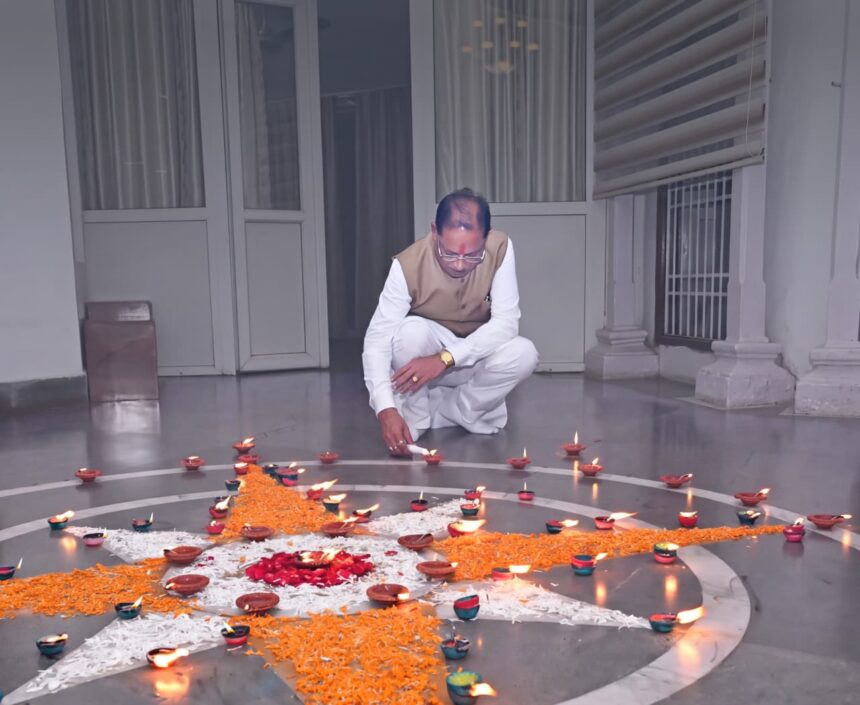 पीएम मोदी जन्मदिवस, विष्णु देव साय, आशीर्वाद का दीया,