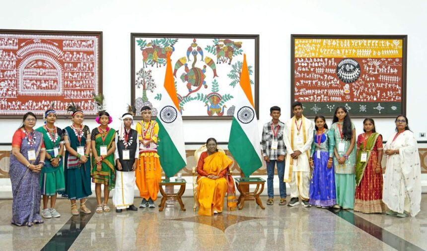 द्रौपदी मुर्मु, विष्णु देव साय,