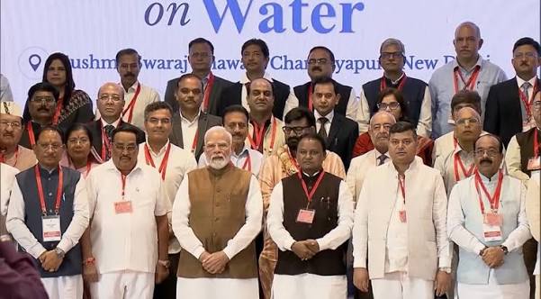 विष्णु देव साय, नरेंद्र मोदी,