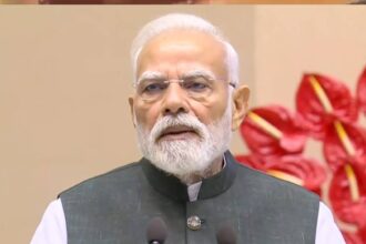 प्रधानमंत्री नरेंद्र मोदी, मुंबई पुलिस, बीकेसी, पीएमओ अधिकारी