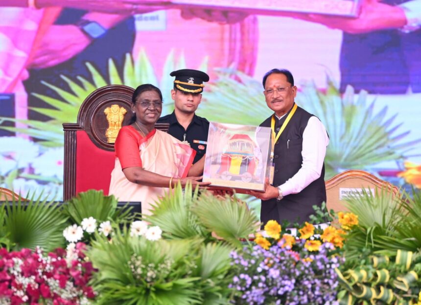 राष्ट्रपति द्रौपदी मुर्मु, बस्तर दशहरा 2026, विष्णुदेव साय, मुरिया दरबार,